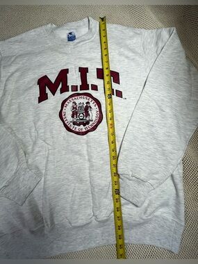 VINTAGE CHAMPION  MIT MASSACHUSETTS
TECHNOLOGY CREWNECK
SWEATSHIRT size XXL Men